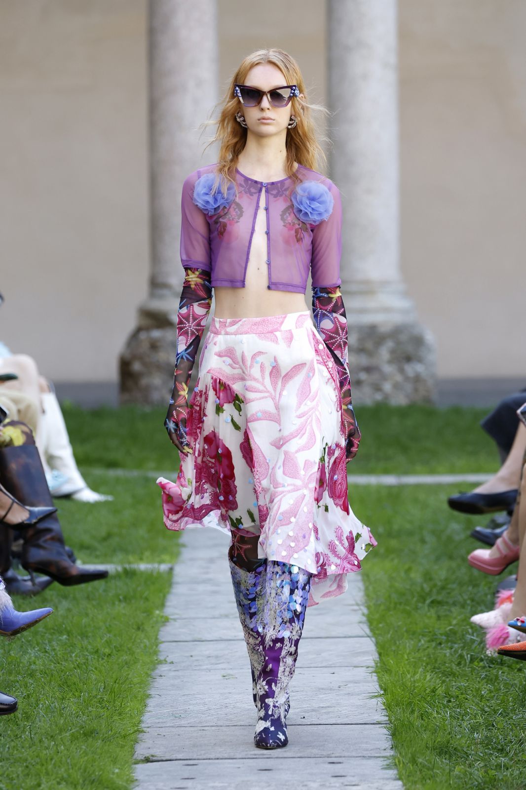 MILAN, ITALY - SEPTEMBER 24: A model walks the runway at the Shuting Qiu fashion show during the Milan Fashion Week Womenswear Spring/Summer 2024 on September 24, 2023 in Milan, Italy. (Photo by Estrop/Getty Images)