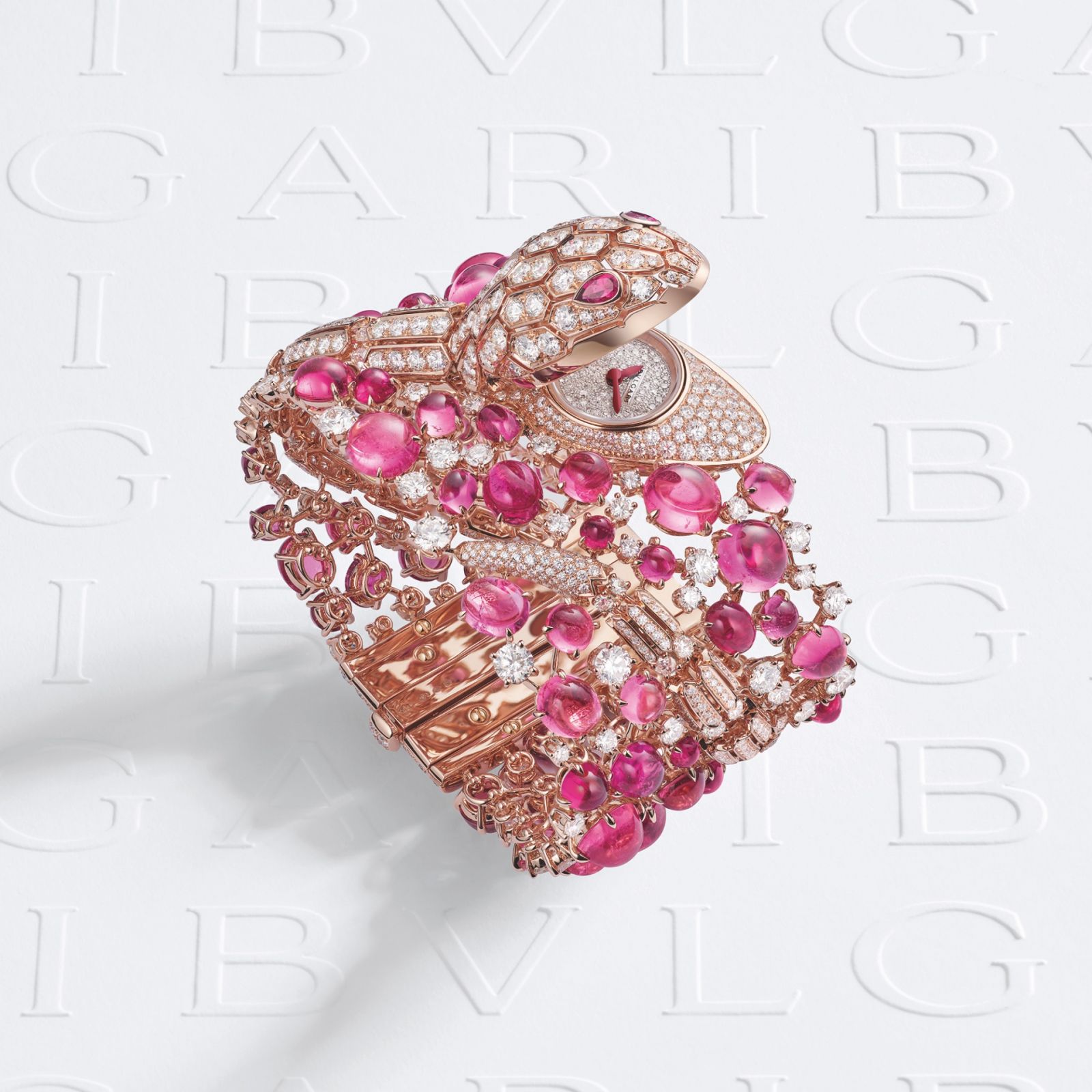 Bulgari Eden, the Garden of the Wonders系列Serpenti Misteriosi Riviera頂級彩寶神秘腕錶。(Photo: Bulgari)
