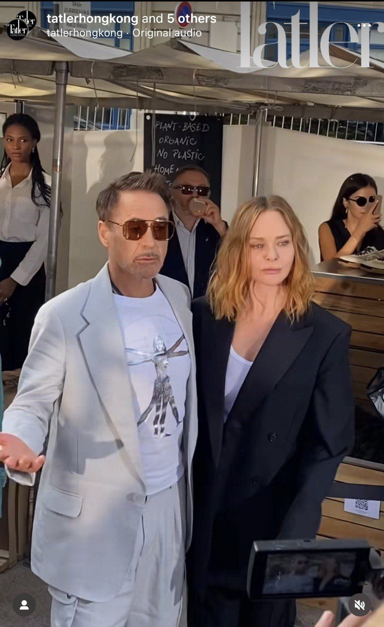 Robert Downey Junior at Stella McCartney's sustainable market
