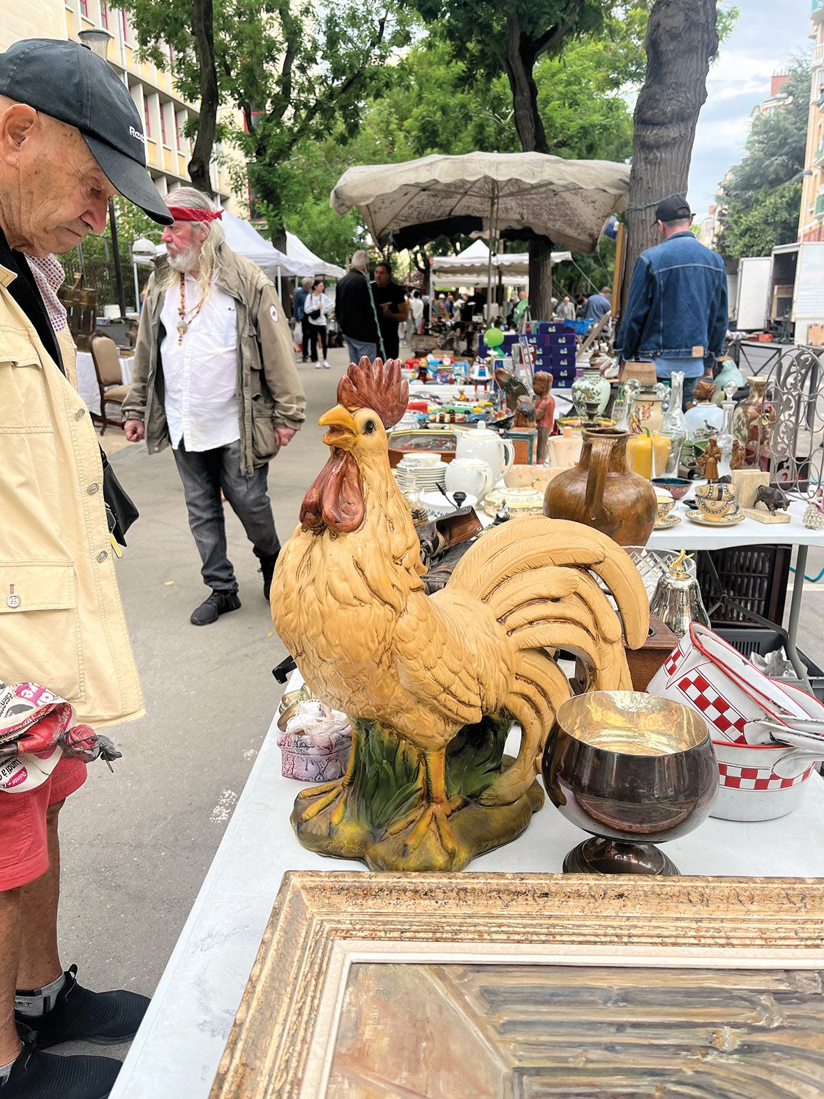 Bring home a unique memento, from objets d’art such as the rooster sculpture