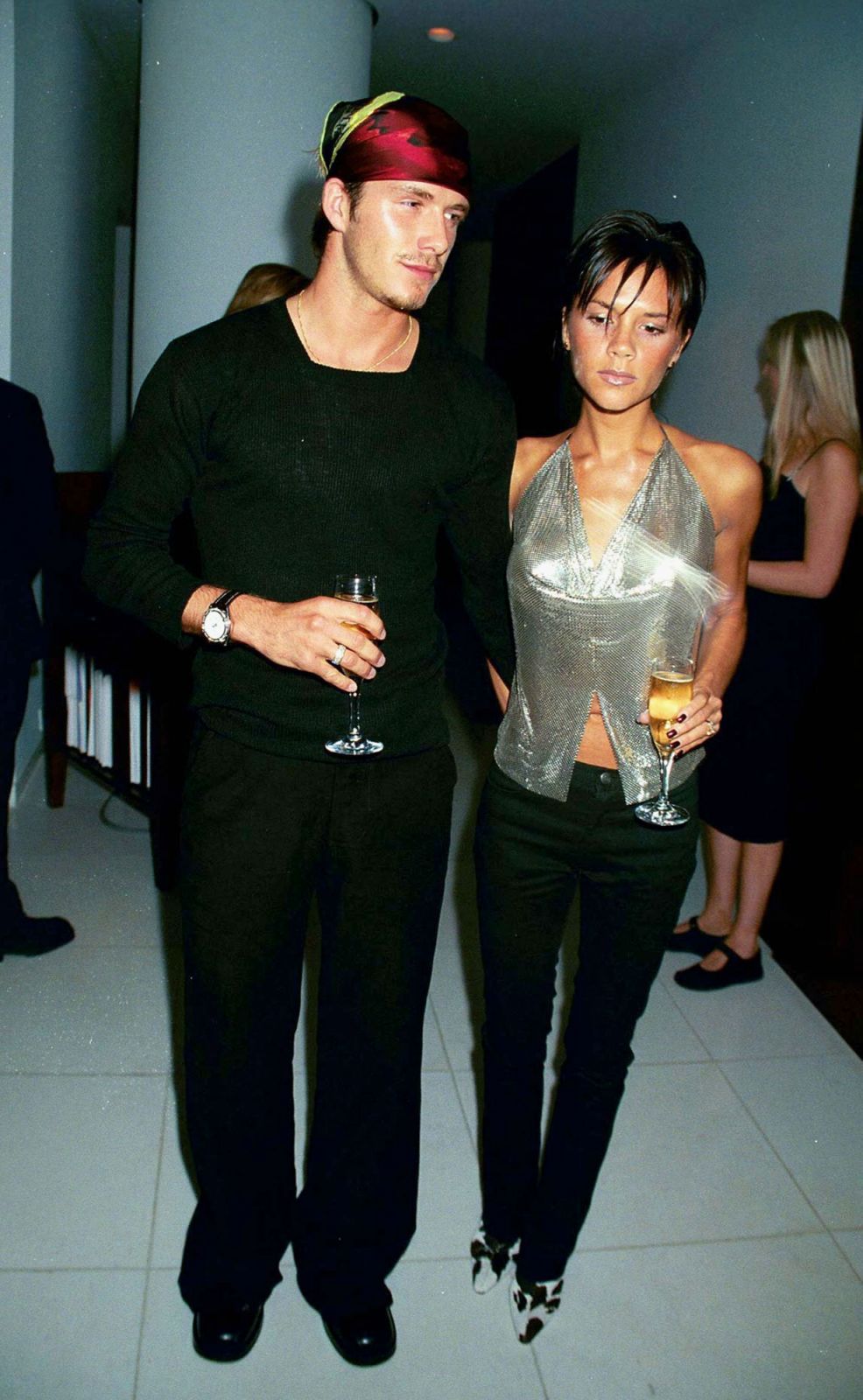 LONDON, ENGLAND - SEPTEMBER 20: Footballer David Beckham and Singer Victoria Beckham attend the launch of Jade Jagger's jewellery range on September 20, 1999 in London, England. (Photo by Dave M. Benett/Getty Images)
