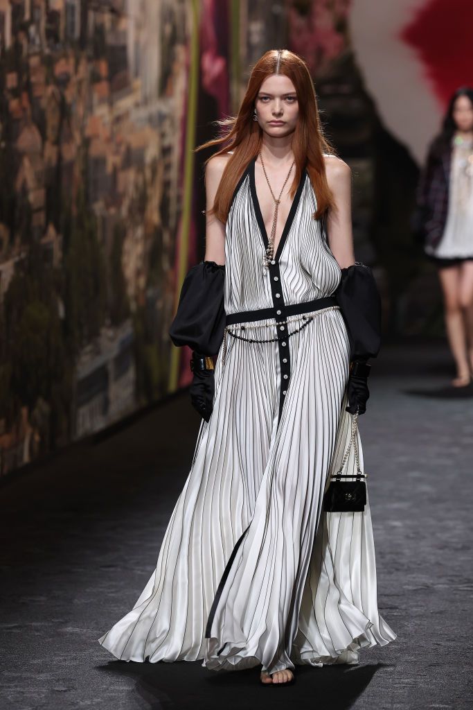 PARIS, FRANCE - OCTOBER 03: (EDITORIAL USE ONLY - For Non-Editorial use please seek approval from Fashion House) A model walks the runway during the Chanel Womenswear Spring/Summer 2024 show as part of Paris Fashion Week on October 03, 2023 in Paris, France. (Photo by Vittorio Zunino Celotto/Getty Images)
