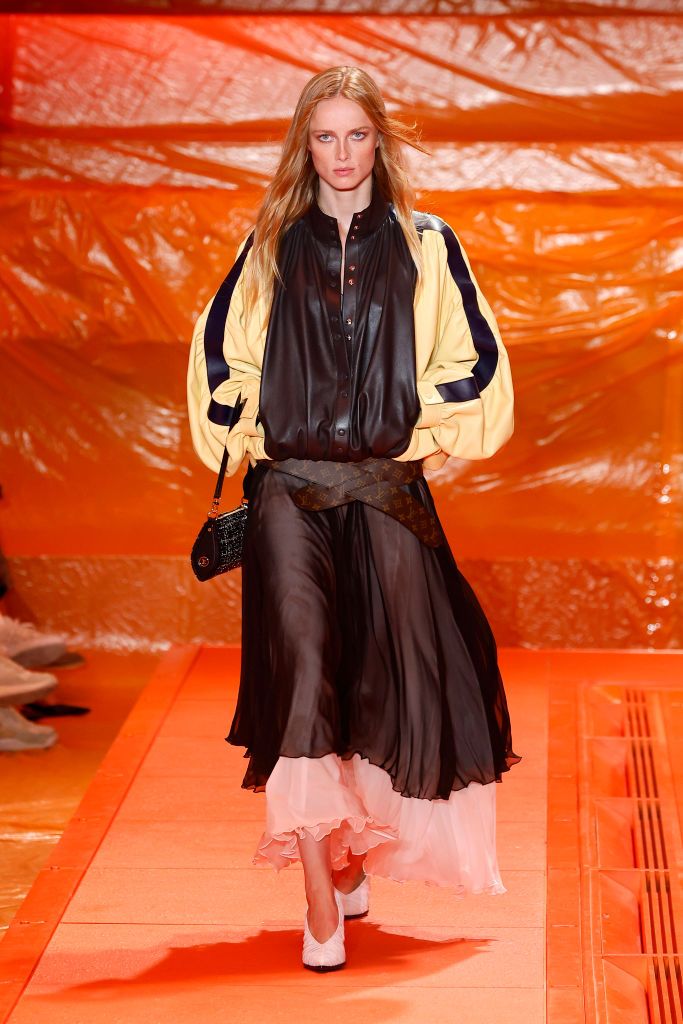 PARIS, FRANCE - OCTOBER 2: (EDITORIAL USE ONLY - For Non-Editorial use please seek approval from Fashion House) A model walks the runway during the Louis Vuitton Womenswear Spring/Summer 2024 show as part of Paris Fashion Week on October 2, 2023 in Paris, France. (Photo by Estrop/Getty Images)