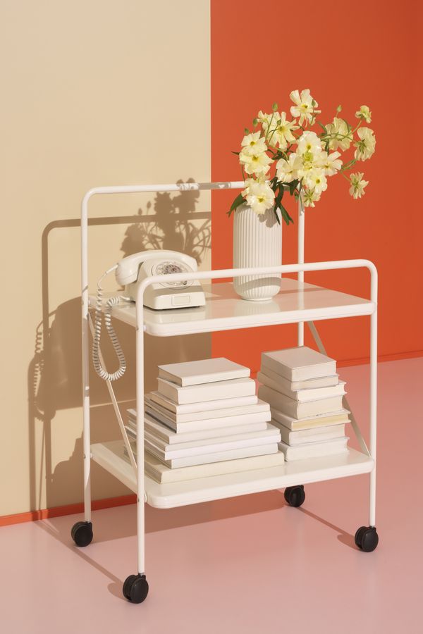 Clean lines and solid colour make the JÄRLÅSA a perfect addition to any part of your home