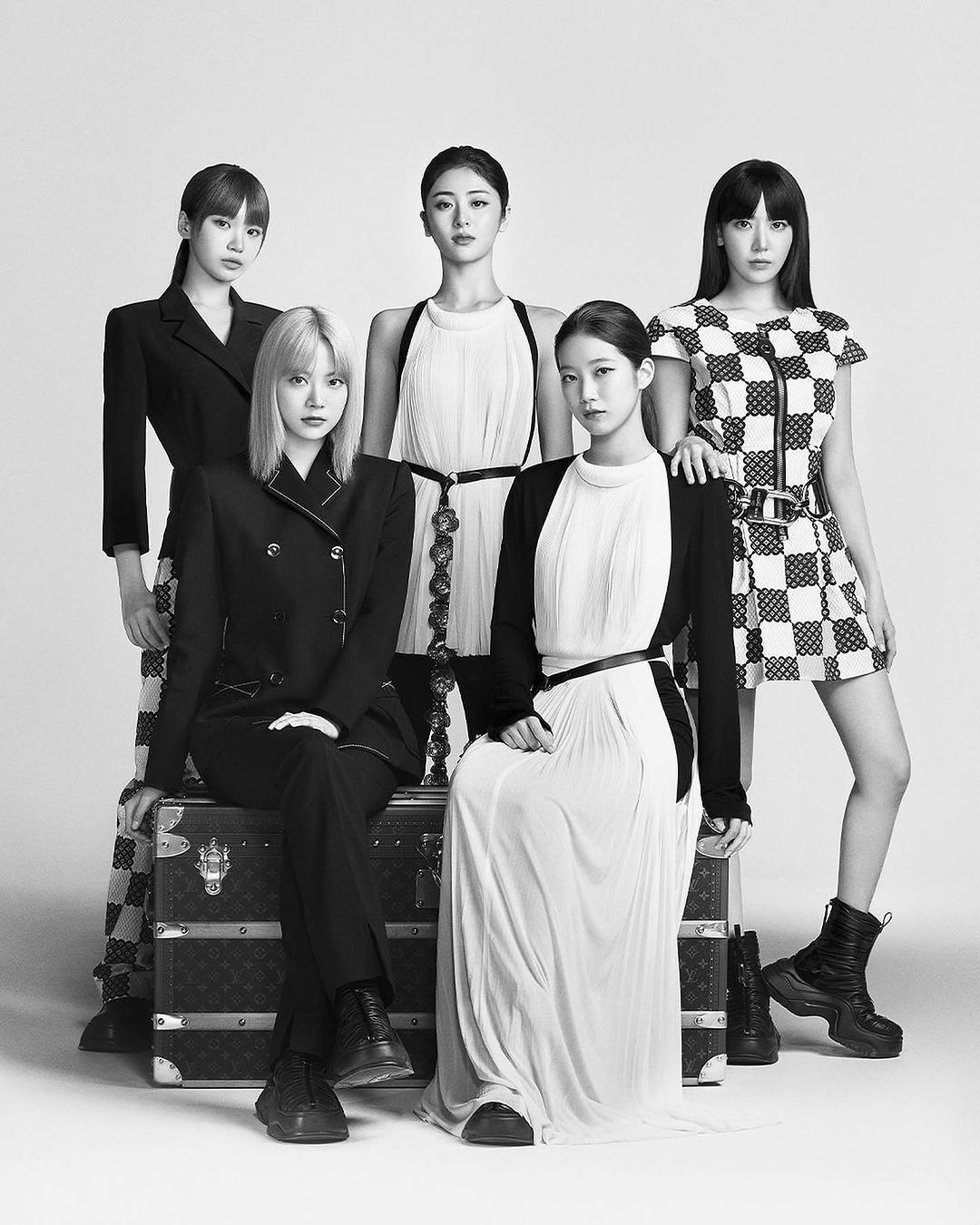 LE SSERAFIM 全員擔任Louis Vuitton 品牌大使。(Photo Courtesy: Louis Vuitton)