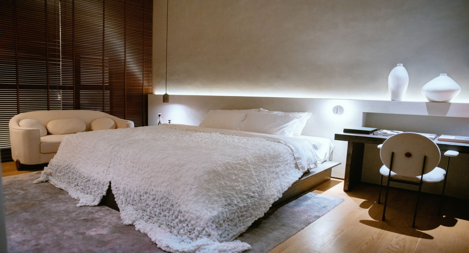Showroom unit