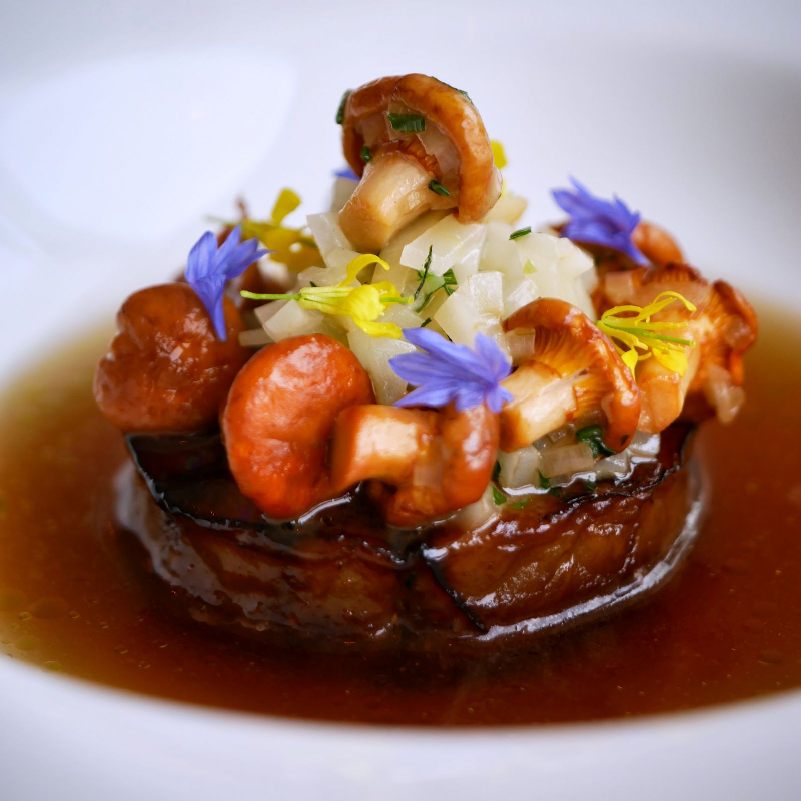 Vosges girolle mushrooms, ginger, fennel