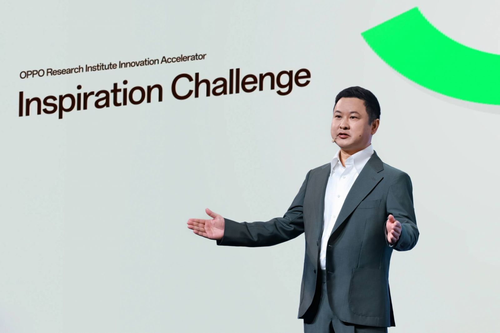 President of the Oppo Research Institute, Jasion Liao speaking during the finals of Oppo's Inspiration Challenge (Photo: Oppo)