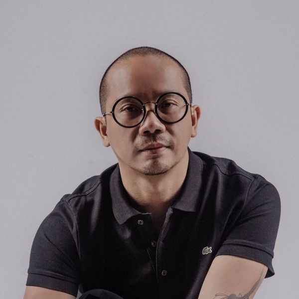 Budiman Ong (https://designdemic.wordpress.com/2020/05/11/budiman-ong-of-ong-cen-kuang-bali-talks-beyond-material-exploration-nature-or-culture-storyofdesign/)