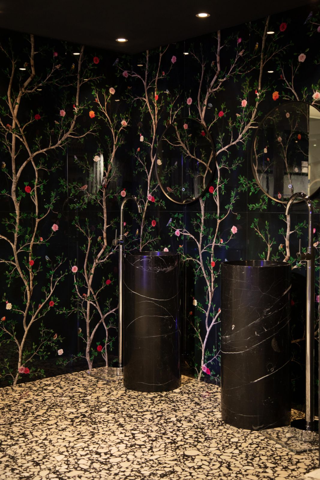 Kohler showroom by Dexterton, Bonifacio Global City