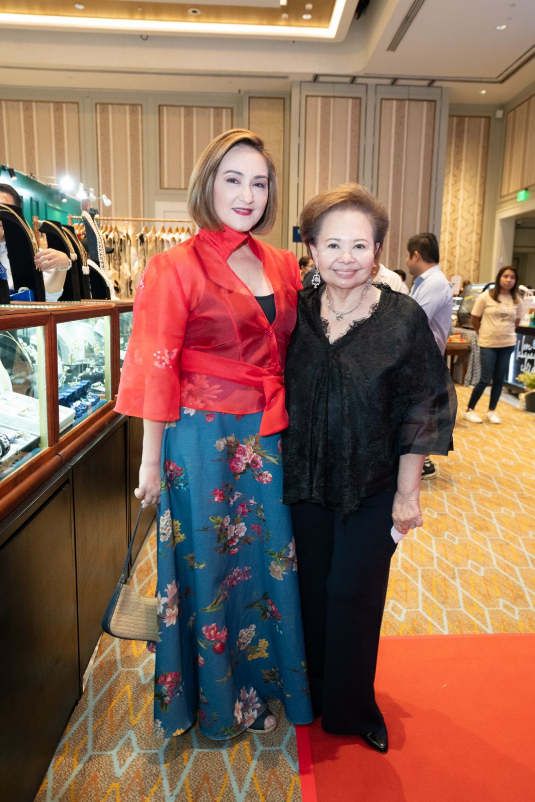 FilipinaZ Luminaries (L) Sara Soliven de Guzman and (R) Vicky Vizcarra Sales