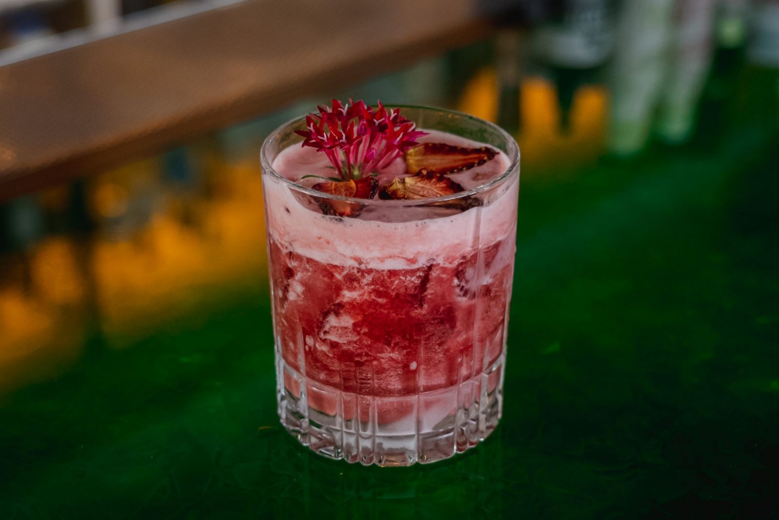 The Adren Fling cocktail at 1-Arden Bar (Photo: 1-Arden Bar) Cocktail Rooftop Bar Singapore