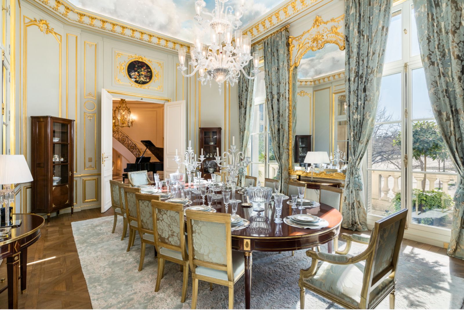 A dining room for the ages