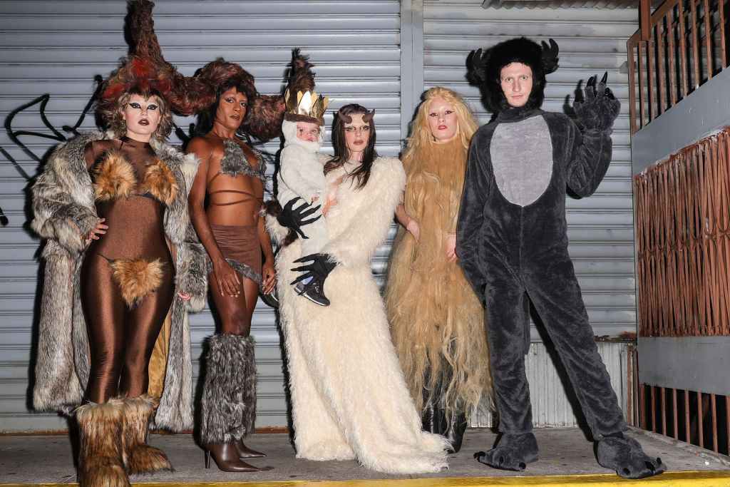 NEW YORK, NY - OCTOBER 31: Julia Fox, her son Valentino, Richie Shazam, Ben Draghi, Emma Fuji and Briana Andalore are seen dressing as Wild Things for their trick or treating session on October 31, 2022 in New York City.  (Photo by Rachpoot/Bauer-Griffin/GC Images)