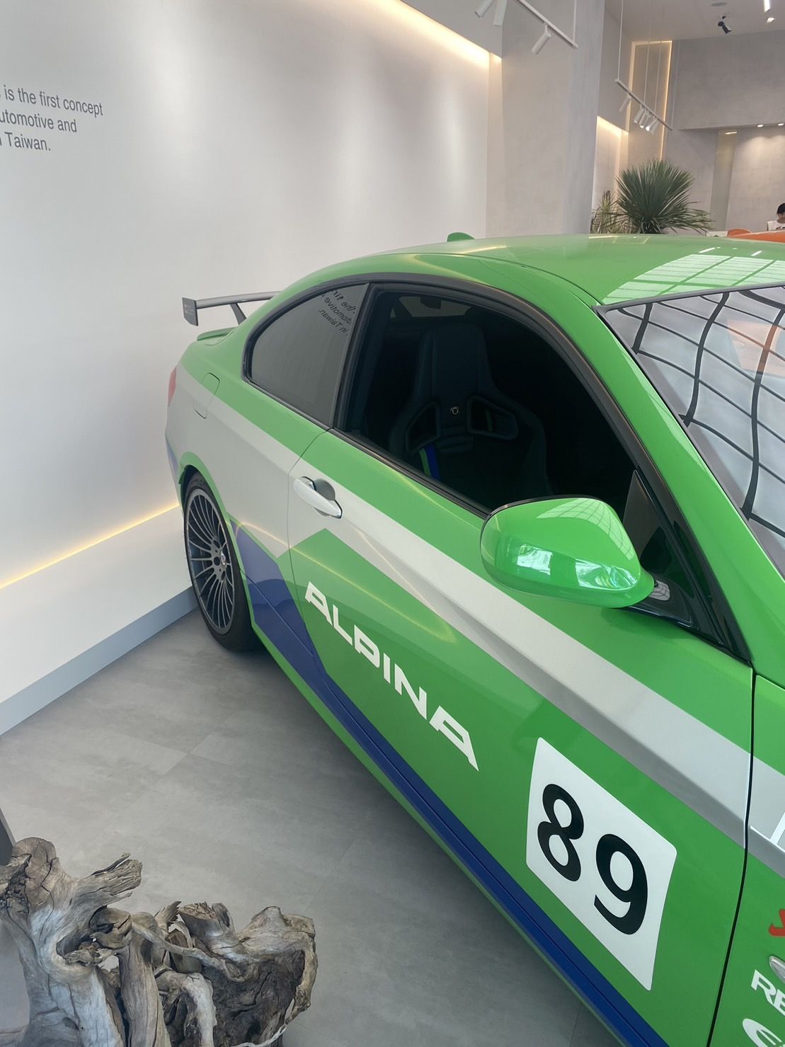 頂級 BMW ALPINA 你認識嗎?限時一個月內湖 AKA Automotive Arts產出限量款車迷必朝聖