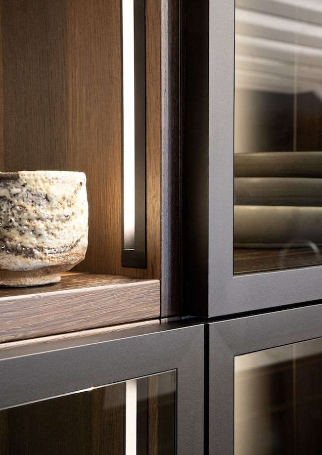 Wood panelling gives warmth in the +Segmento series