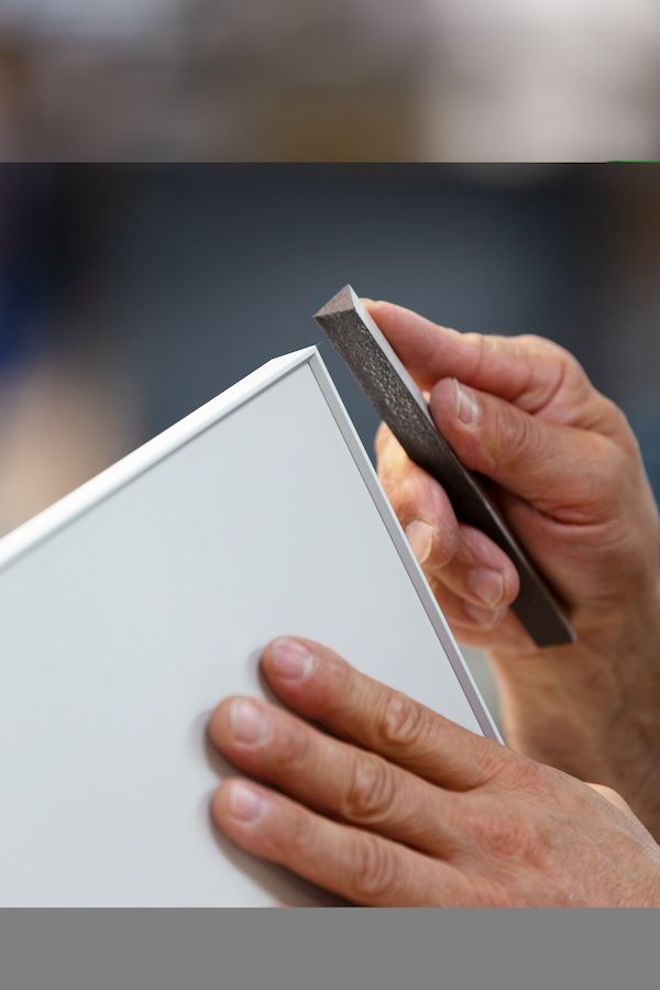 To ensure absolute precision, finishes are completed by hand