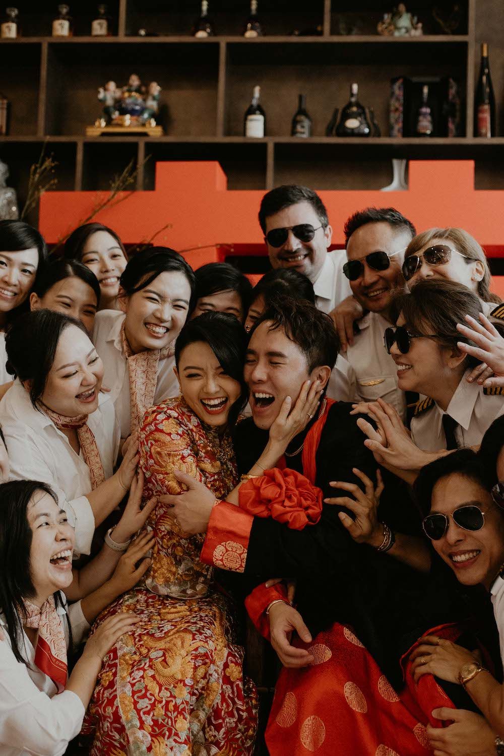 The bride and groom with their bridesmaids and groomsmen