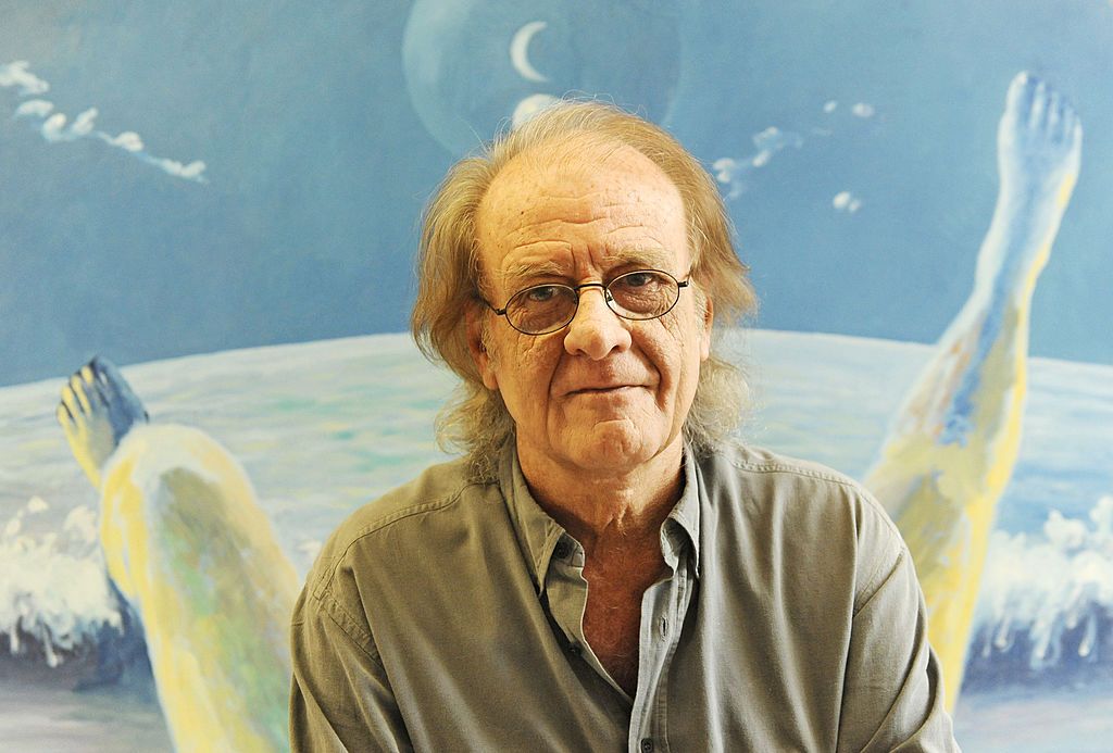Spanish painter and singer Luis Eduardo Aute (Photo by Quim Llenas/Getty Images)