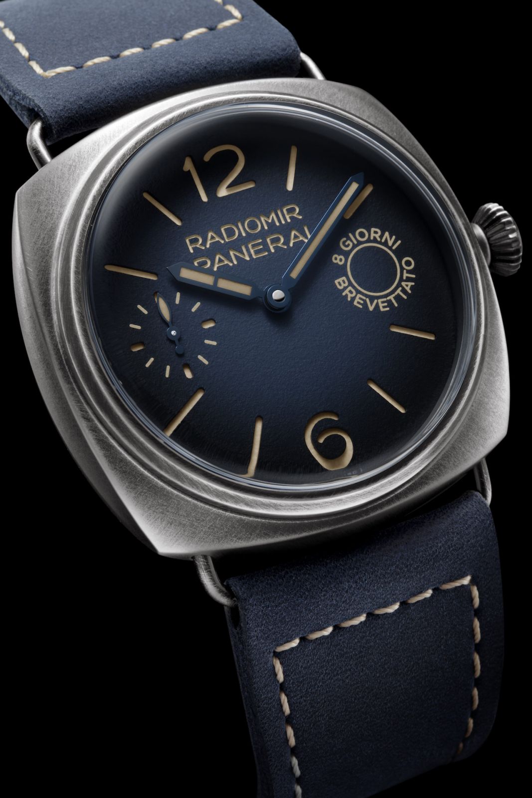 Panerai Radiomir Otto Giorni with blue dial