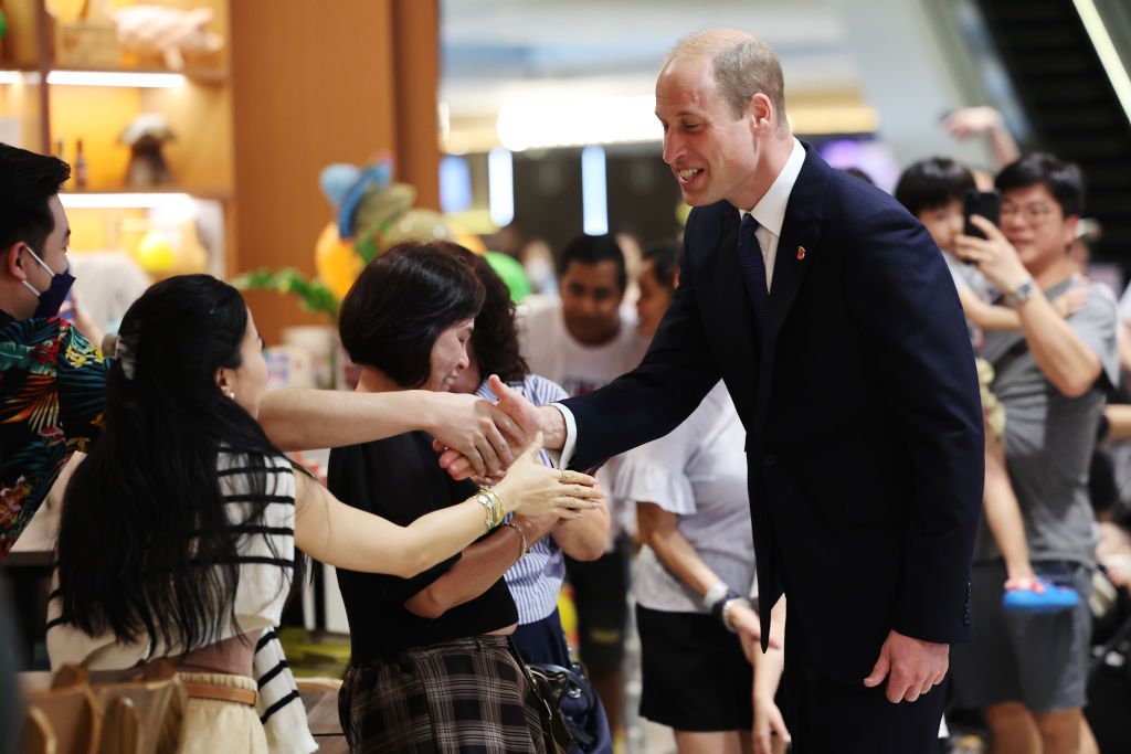 SINGAPORE, SINGAPORE - NOVEMBER 05: Prince William, Prince of Wales greets members of the public during his visit to Jewel Changi Airport on day one of his visit to Singapore on November 05, 2023 in Singapore. The Prince of Wales is visiting Singapore to attend the Earthshot Prize Awards and will also carry out several engagements related to environmental issues. (Photo by Chris Jackson/Getty Images)