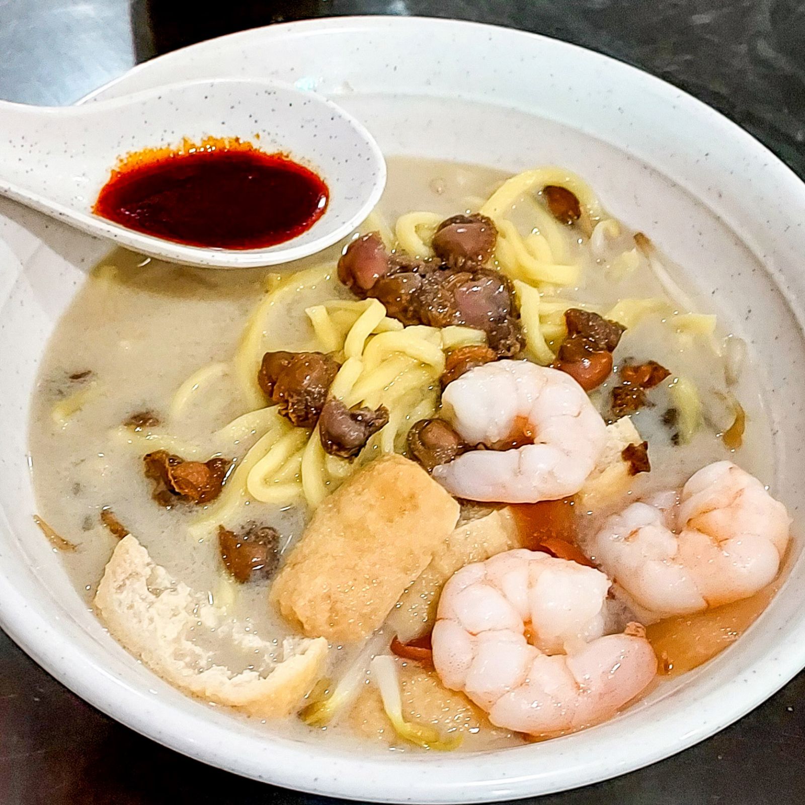 Hot Bowl White Curry Mee