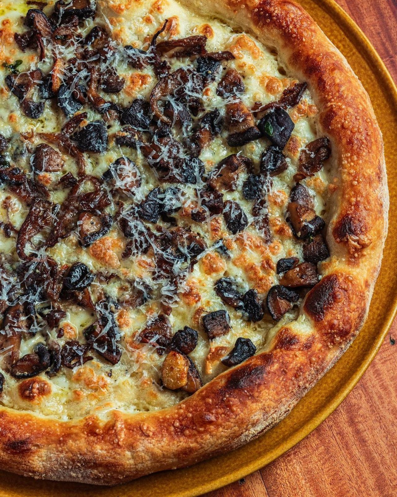 November 2023 Dining Radar - Photo Instagram / @pizzasistersph