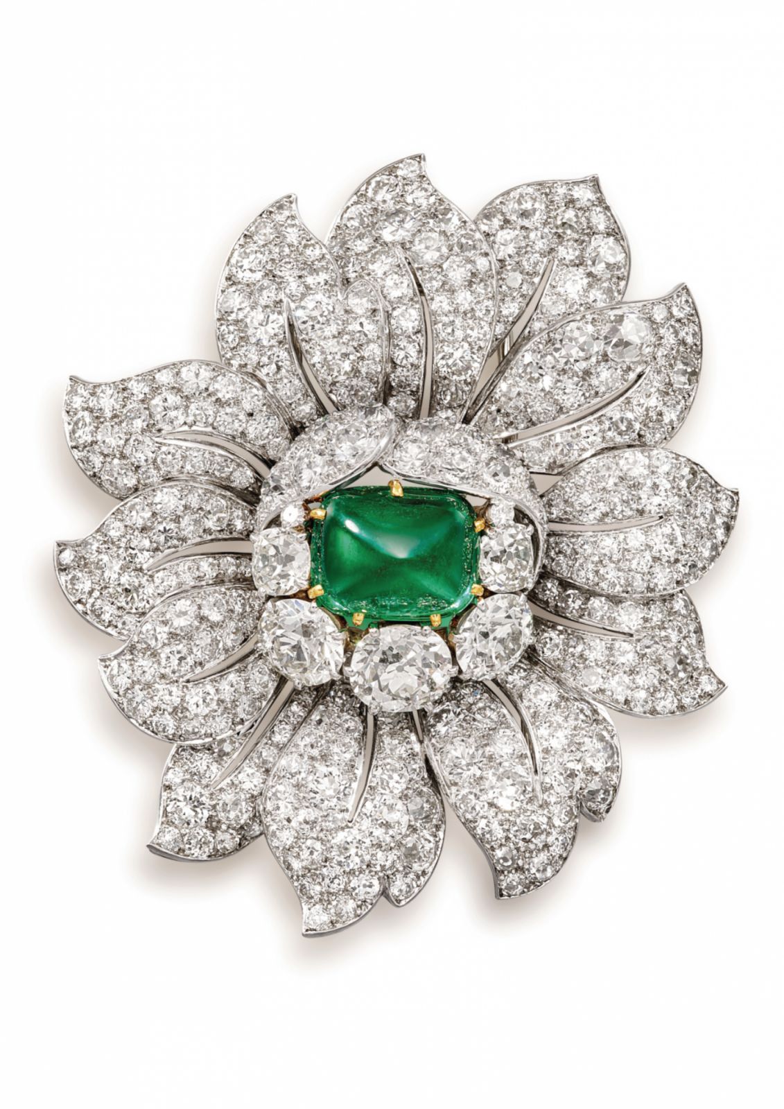 Van Cleef & Arpels ‘Dahlia’ emerald and diamond brooch auctioned by Sothebys (Photo: courtesy of Sothebys)