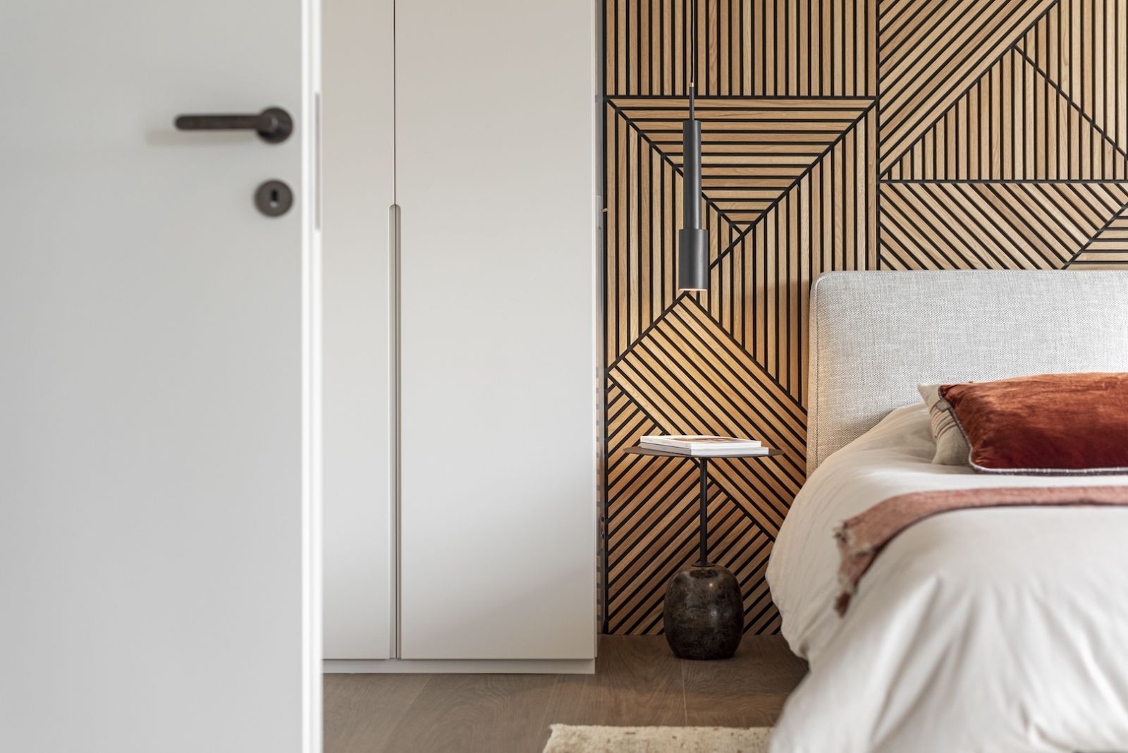 Guest bedroom