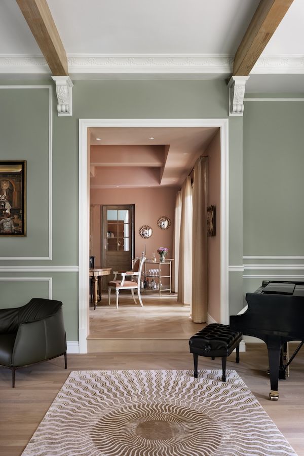 Glimpse of the main entrance from the living room