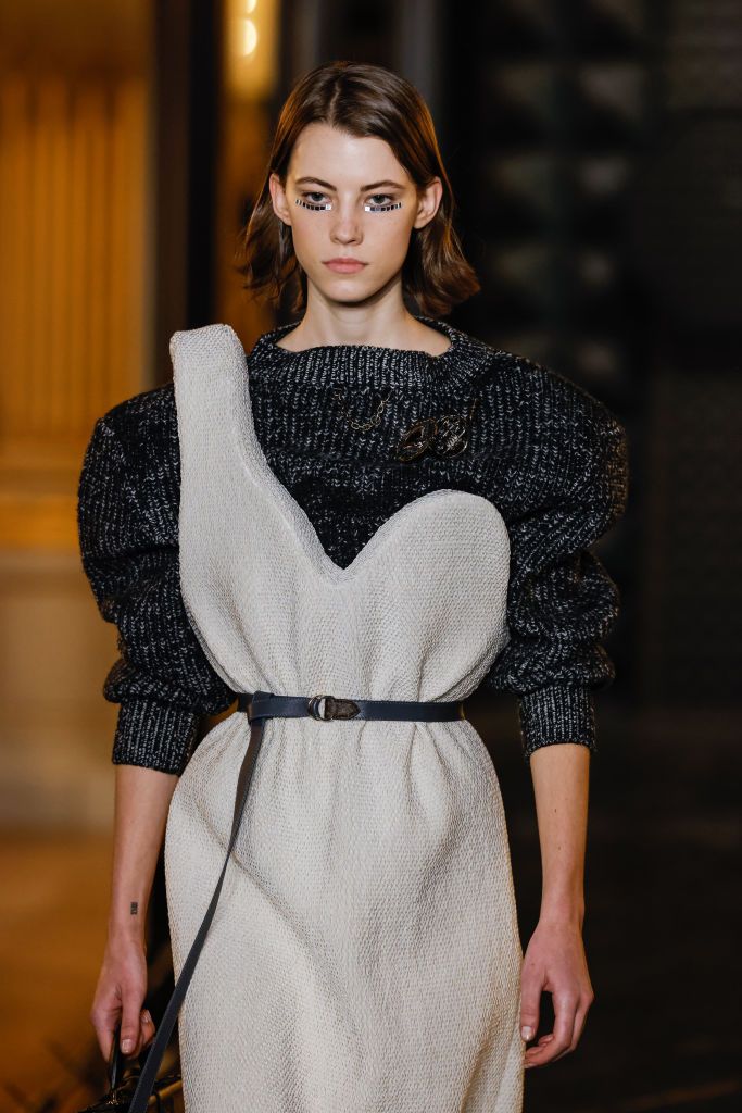 PARIS, FRANCE - MARCH 06: (EDITORIAL USE ONLY - For Non-Editorial use please seek approval from Fashion House) A model walks the runway during the Louis Vuitton Womenswear Fall Winter 2023-2024 show at Musee d'Orsay as part of Paris Fashion Week at Orsay Museum on March 06, 2023 in Paris, France. (Photo by Richard Bord/Getty Images)