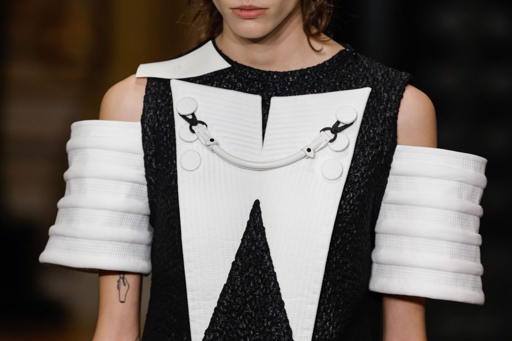 PARIS, FRANCE - MARCH 06: (EDITORIAL USE ONLY - For Non-Editorial use please seek approval from Fashion House) A model, fashion detail, on the runway during the Louis Vuitton Womenswear Fall Winter 2023-2024 show at Musee d'Orsay as part of Paris Fashion Week at Orsay Museum on March 06, 2023 in Paris, France. (Photo by Richard Bord/Getty Images)
