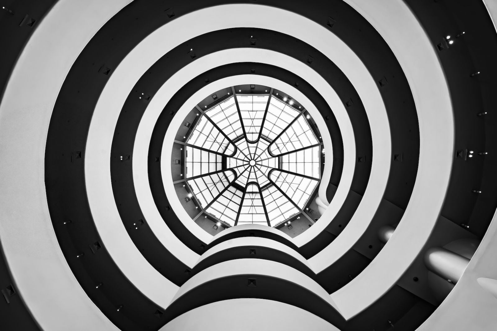 The atrium is the Guggenheim's centrepoint that provides the museum with natural light (Photo: Wikicommons / T meltzer)