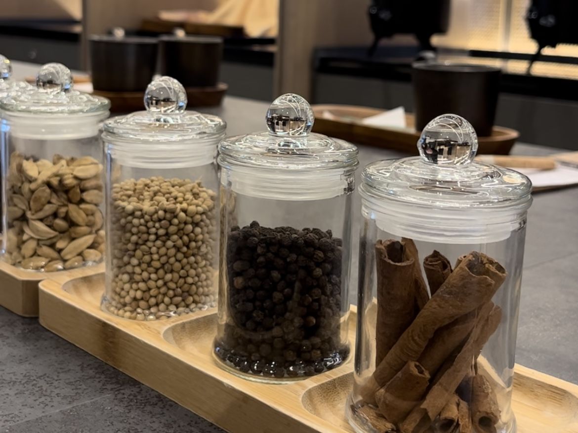 山闊館「茶覺」沉穩舒適的品茶空間(Photo: Tatler Taiwan)