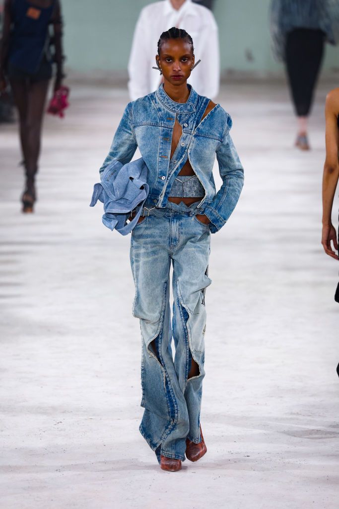 PARIS, FRANCE - MARCH 07: (EDITORIAL USE ONLY - For Non-Editorial use please seek approval from Fashion House) A model walks the runway during the Y/project Womenswear Fall Winter 2023-2024 show as part of Paris Fashion Week on March 07, 2023 in Paris, France. (Photo by Peter White/Getty Images)