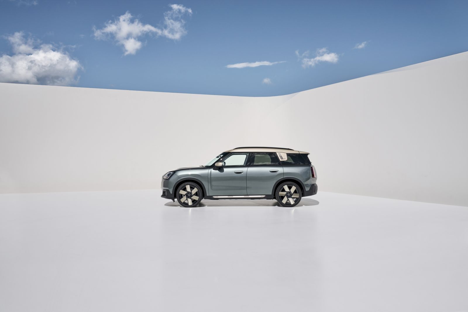 全新世代 MINI Countryman 運動休旅