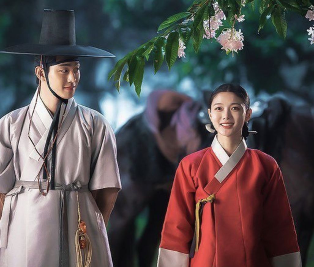 《紅天機》由金裕貞、安孝燮領銜主演(Photo:《紅天機》劇照)