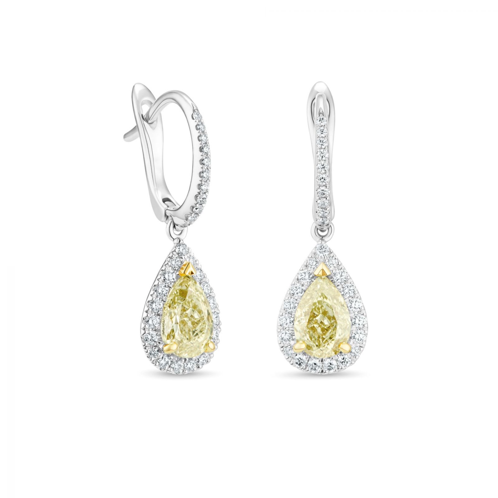 De Beers Aura 高級珠寶梨形切割黃鑽垂墜式耳環。(Photo: De Beers)