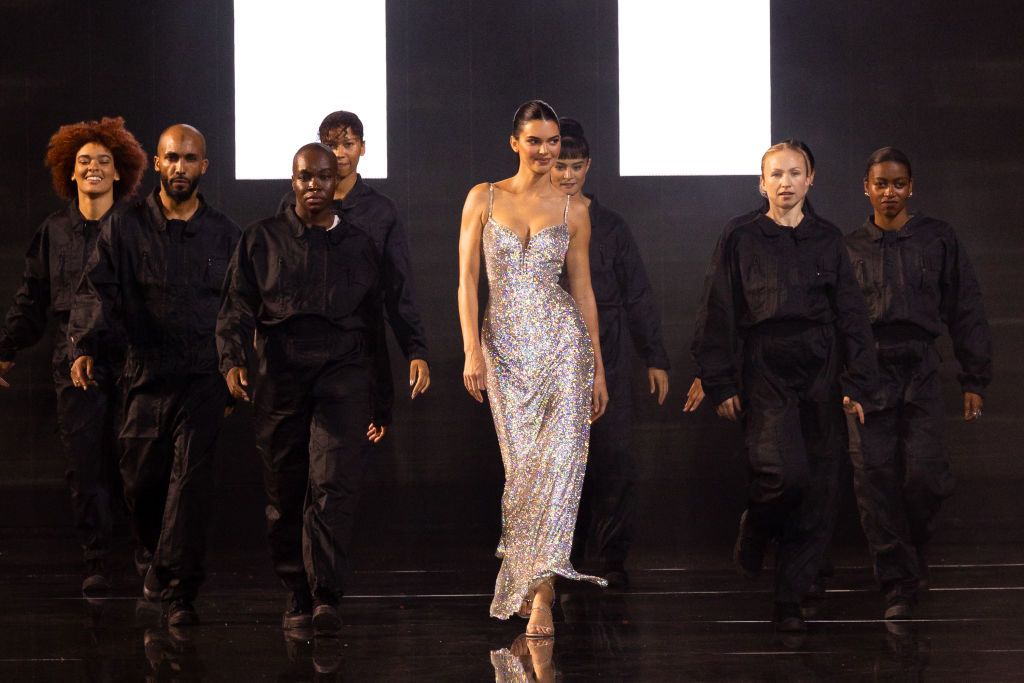 PARIS, FRANCE - OCTOBER 01: (EDITORIAL USE ONLY - For Non-Editorial use please seek approval from Fashion House) Kendall Jenner walks the runway during "Le Défilé L'Oréal Paris - Walk Your Worth" Show as part of Paris Fashion Week at the Eiffel Tower on October 01, 2023 in Paris, France. (Photo by Marc Piasecki/WireImage)