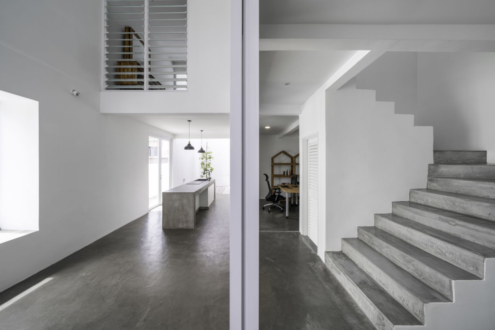 Core Design Workshop's all-white Subang Jaya terrace (Photo: BricksBegin)