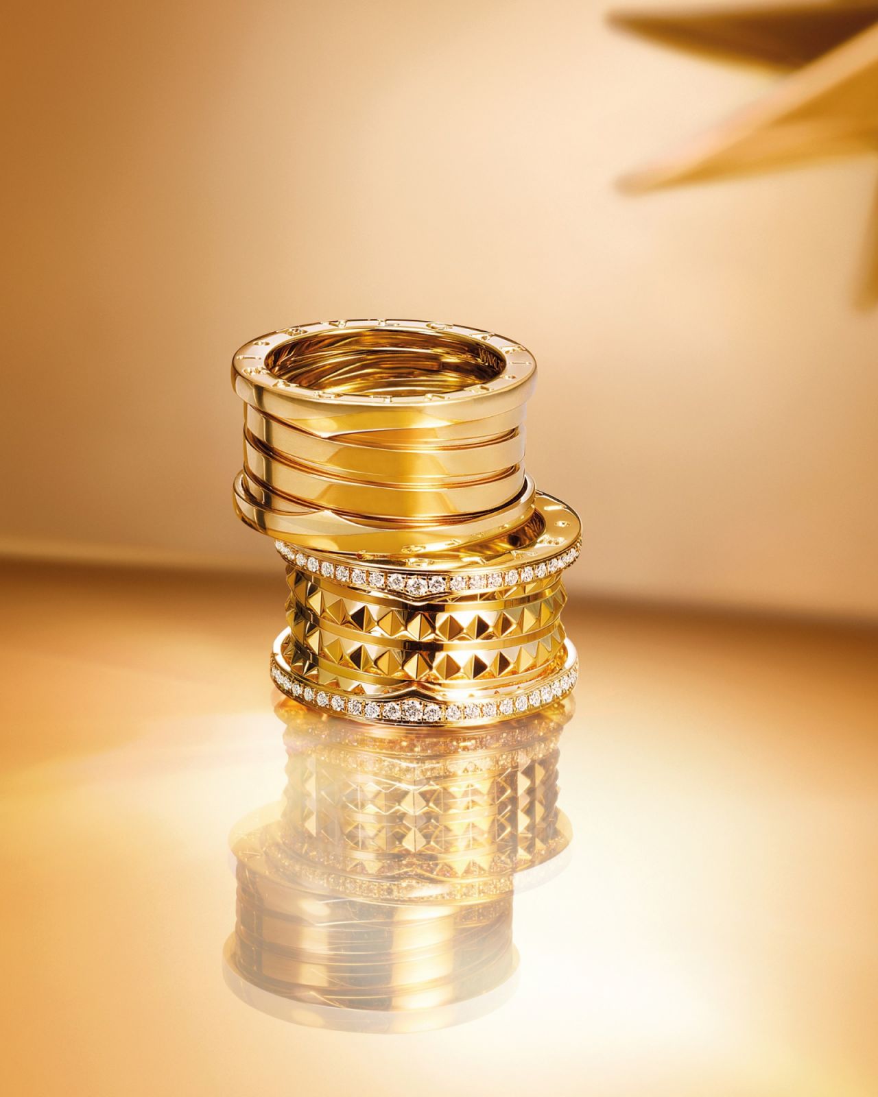 Bulgari的B.Zero1系列珠寶靈感來自羅馬競技場。（Photo: Bulgari）