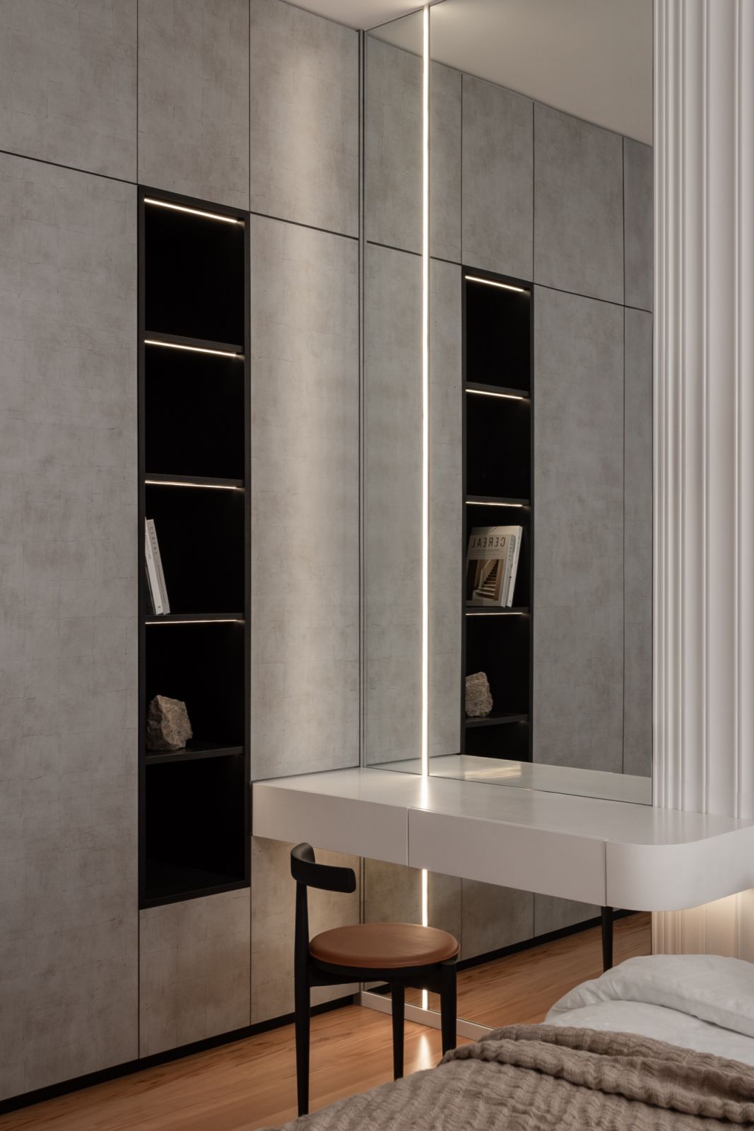 Cantilevered table