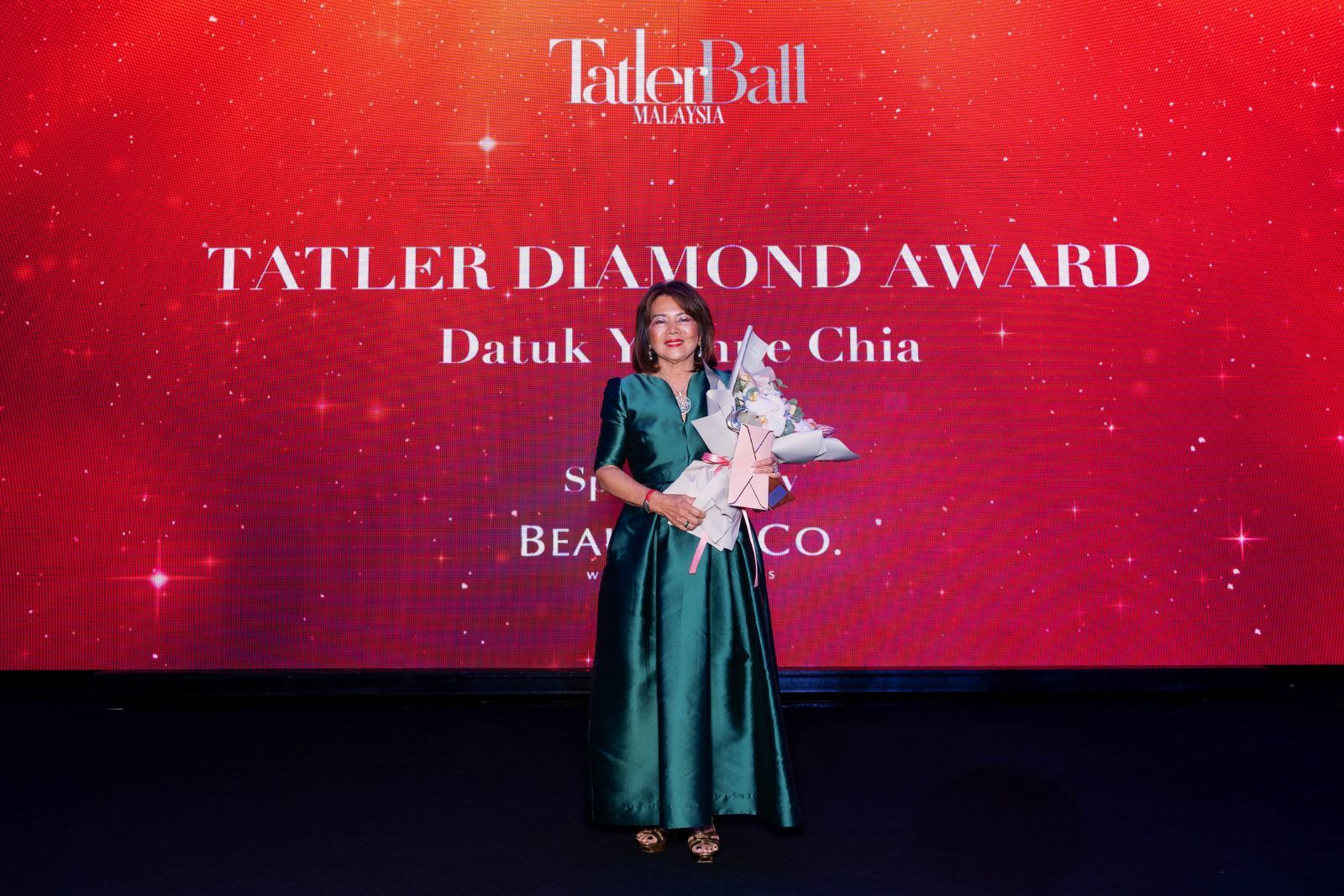 Datuk Yvonne Chia Honoured with the Diamond Award (Photo: All Is Amazing)
