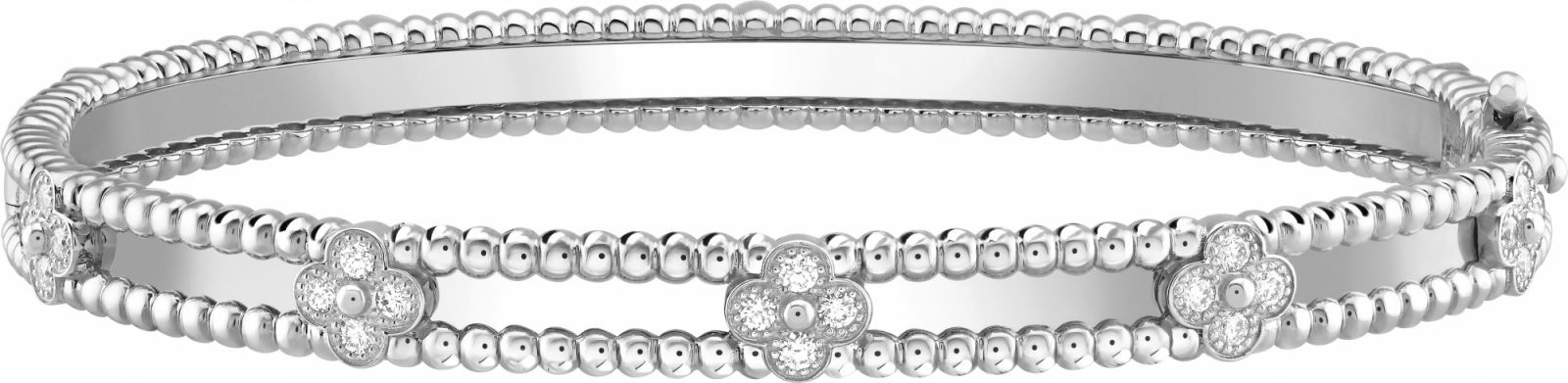 Perlée sweet clovers bracelet, white gold, round diamonds, large model; diamond quality DEF, IF to VVS.