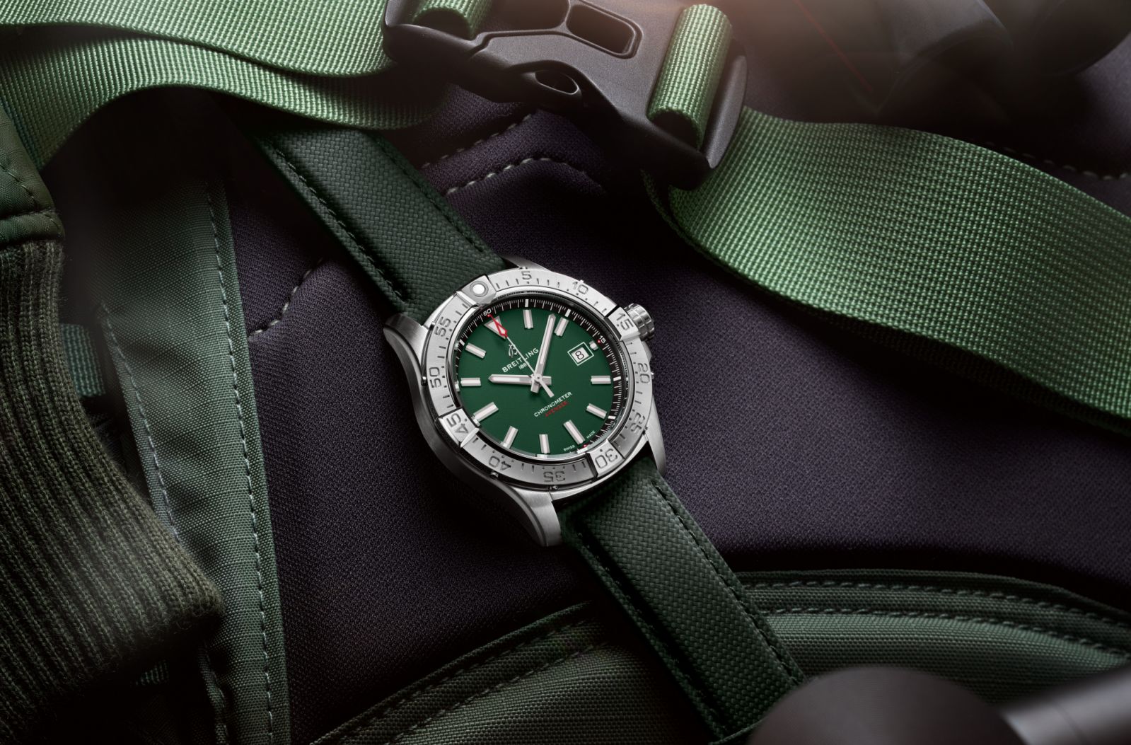 Breitling Avenger Automatic 42_Ref. A17328101L1X1_RGB