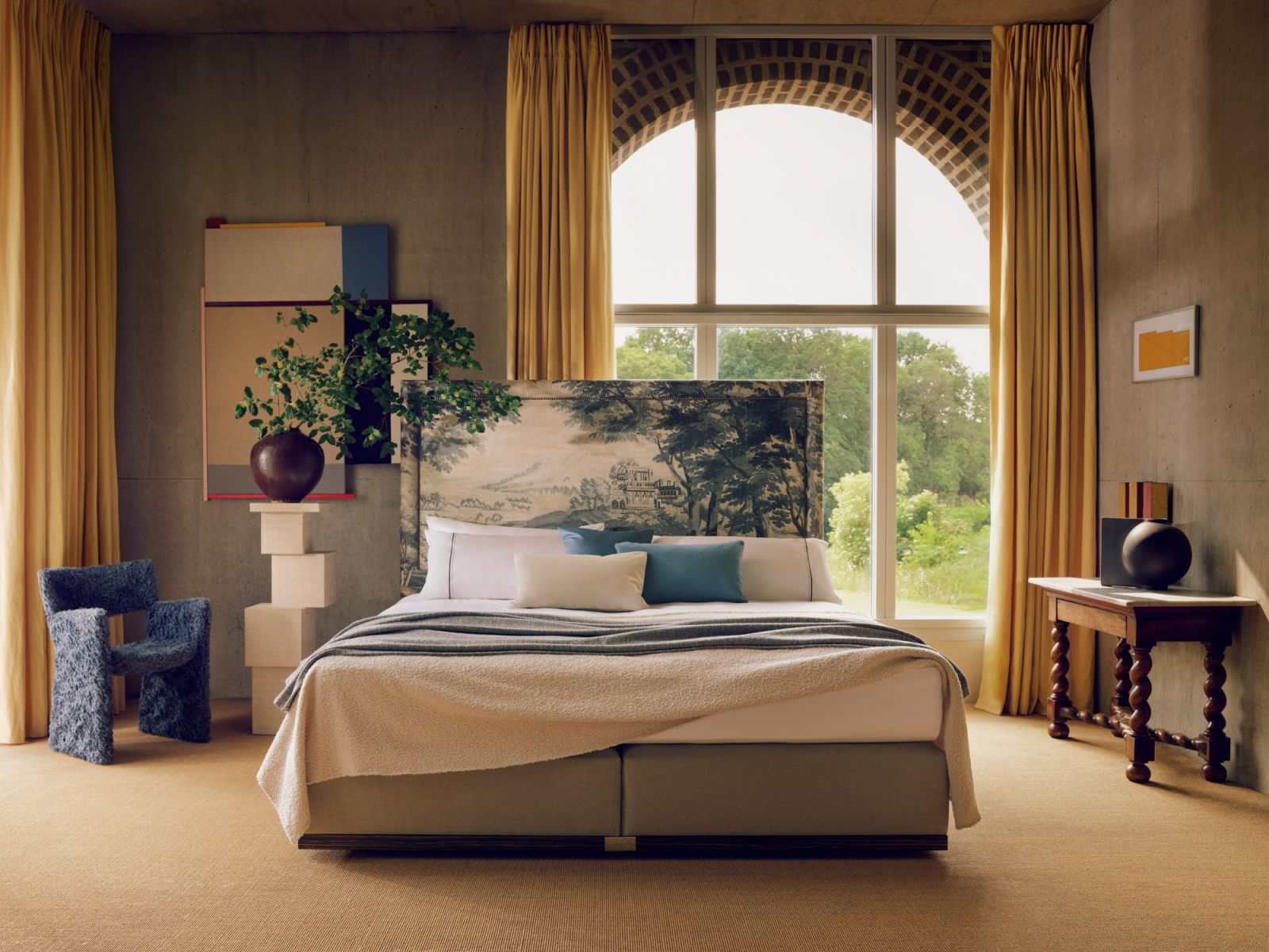 Savoir Beds