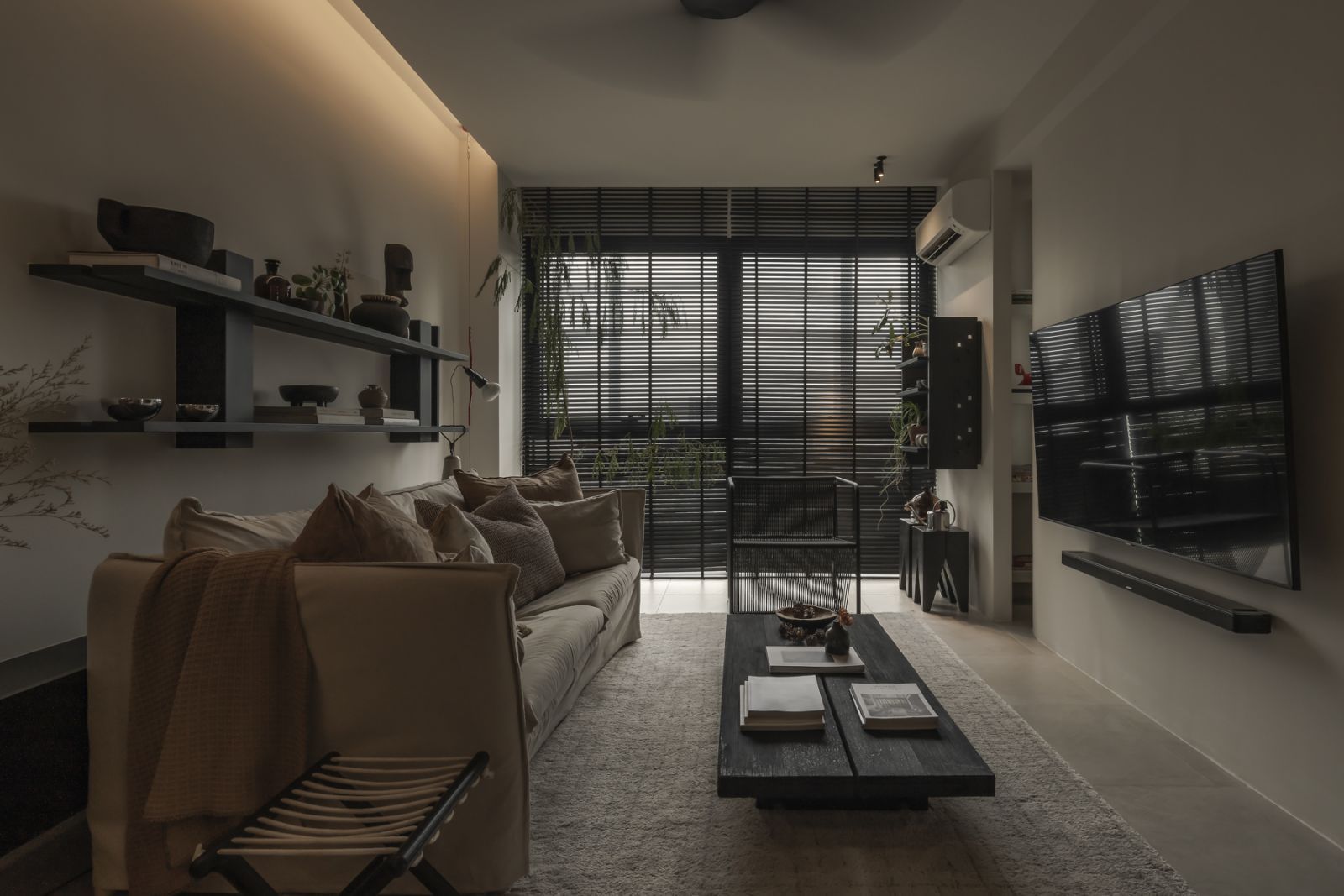 A cosy haven for the designer couple of Wunderwall Design (Photo: David Yeow)