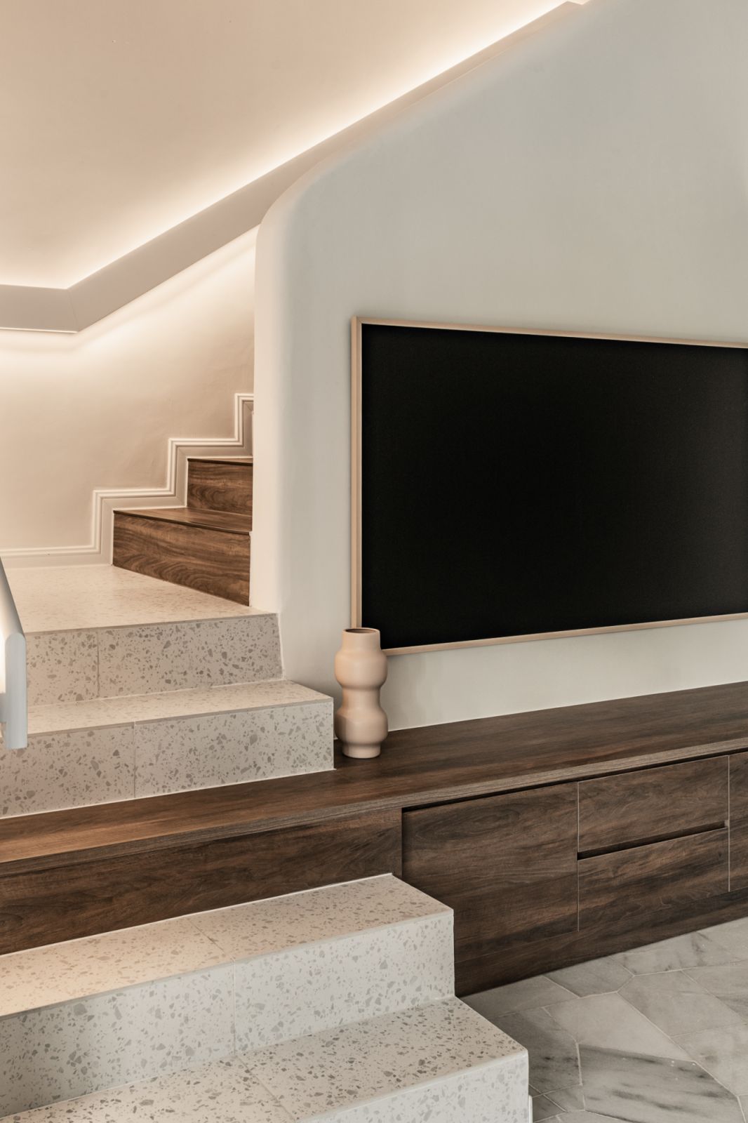 Staircase detaling