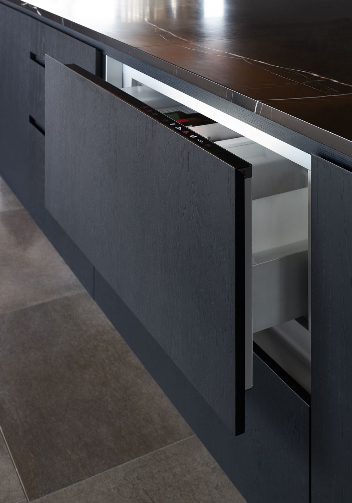 Products from Fisher & Paykel’s Minimal range were selected for this home