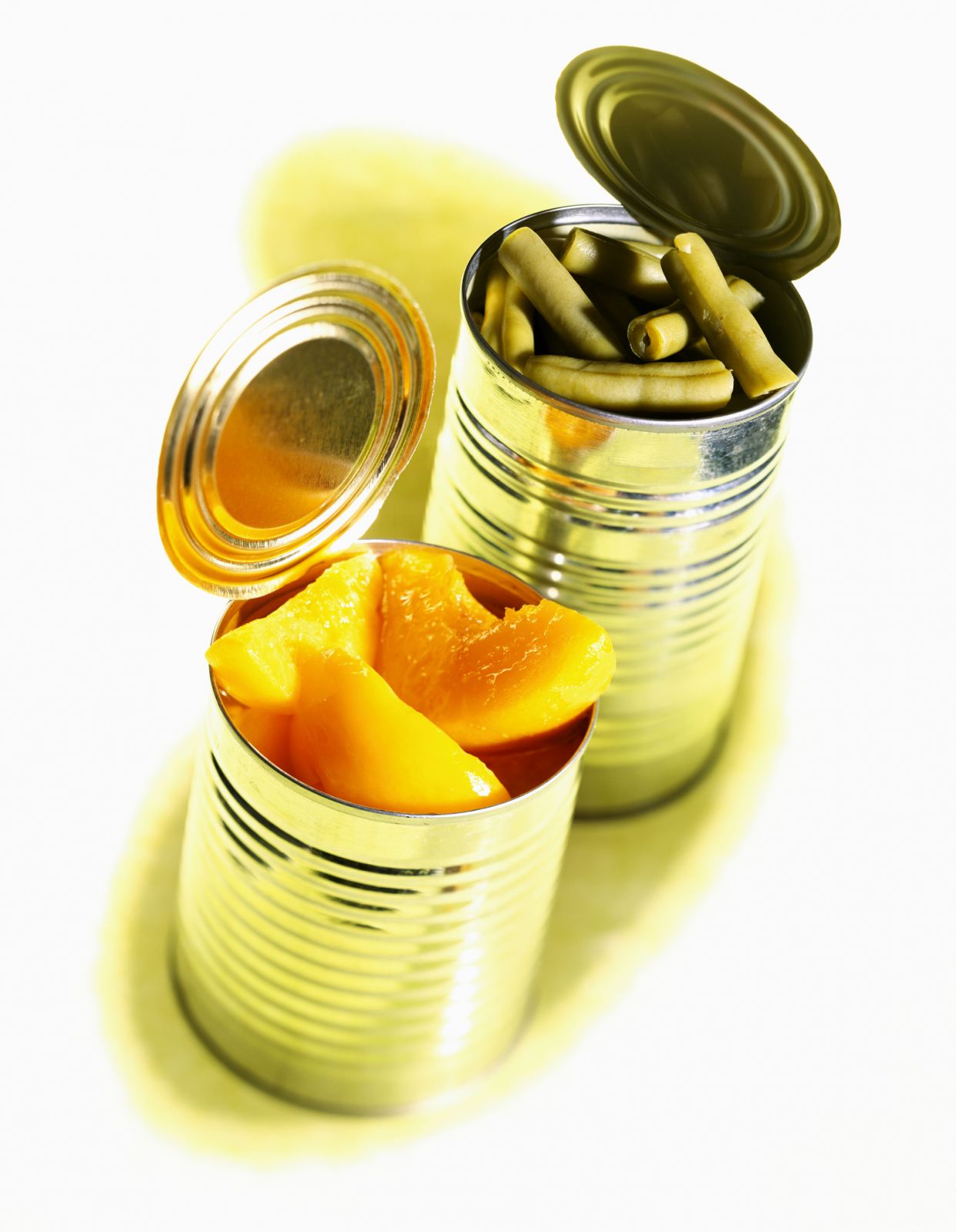 Tinned peaches and green beans (Photo: Getty Images)